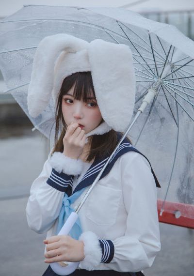 诱人的教师在线完整版_剧情片免费观看最新